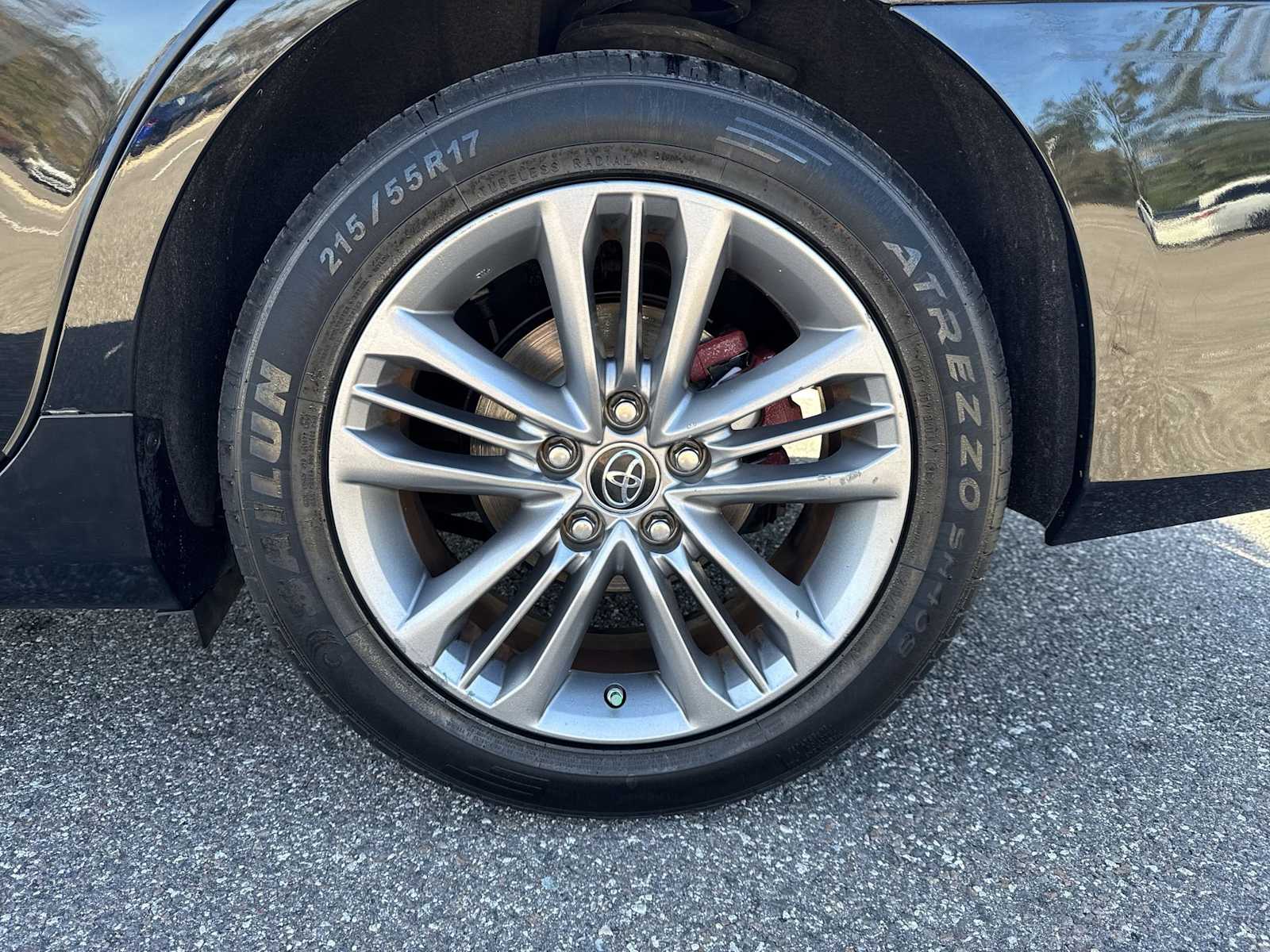 Thumbnail: 2015 Toyota Camry - 12