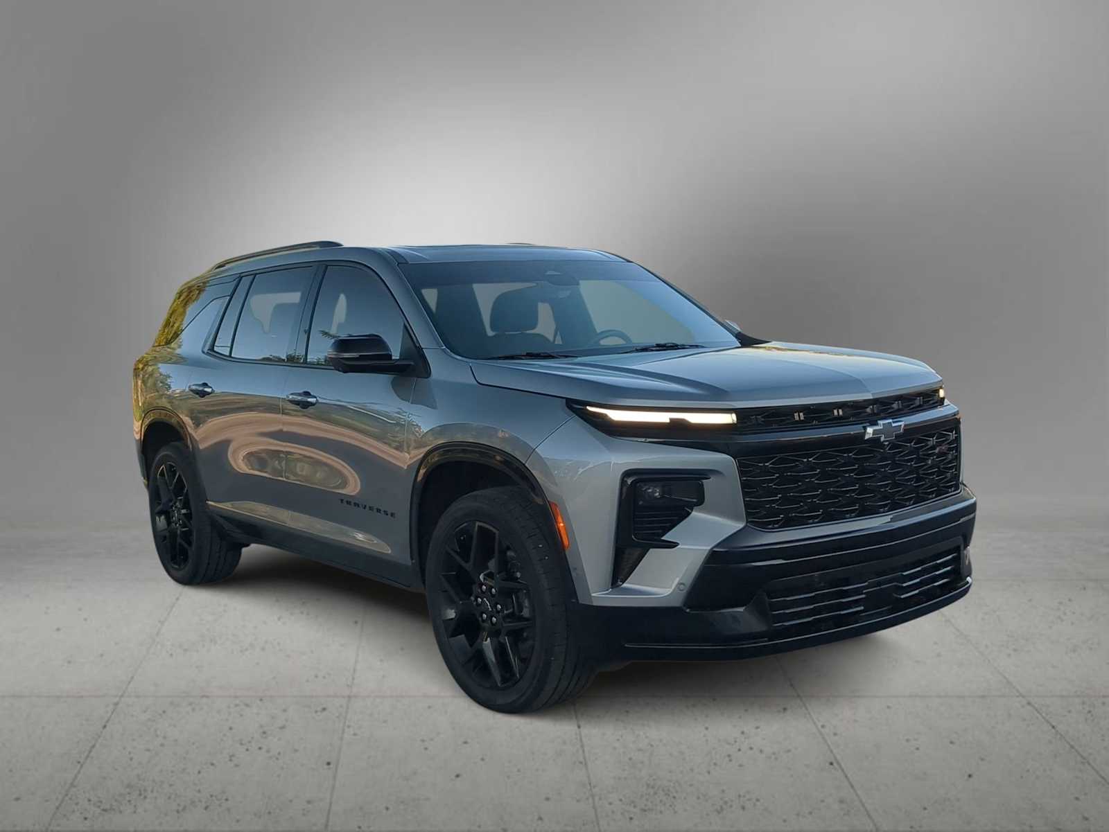 Thumbnail: 2024 Chevrolet Traverse - 2