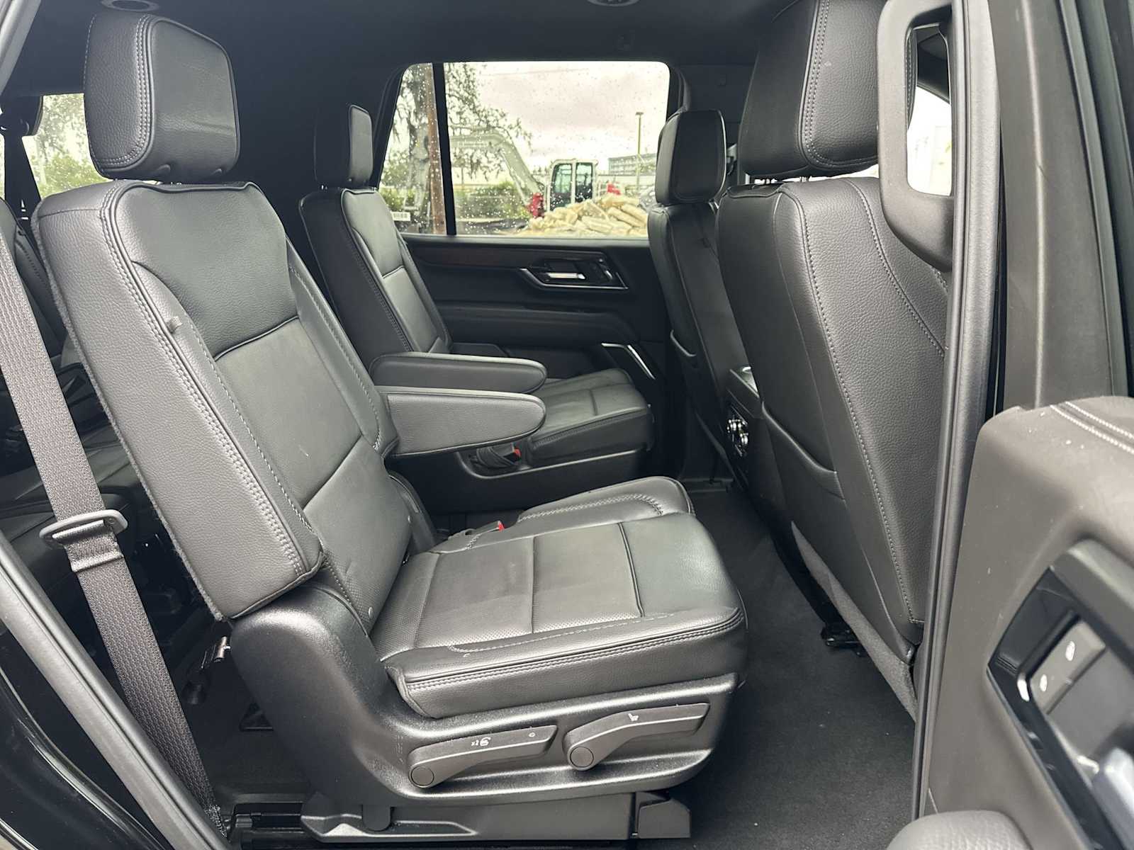 Thumbnail: 2025 GMC Yukon - 18