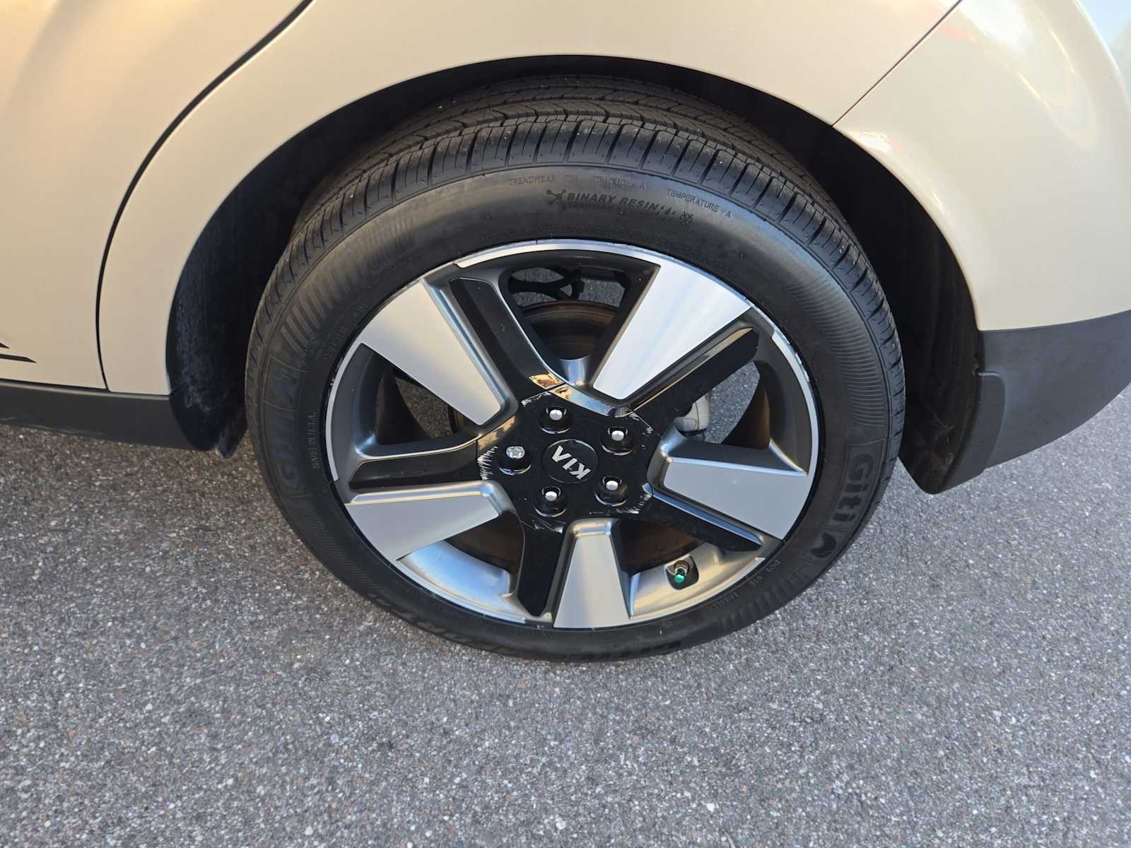 Thumbnail: 2020 Kia Soul - 14