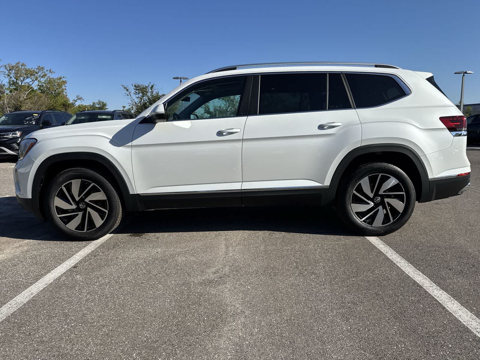 Thumbnail: 2026 Volkswagen Atlas - 3