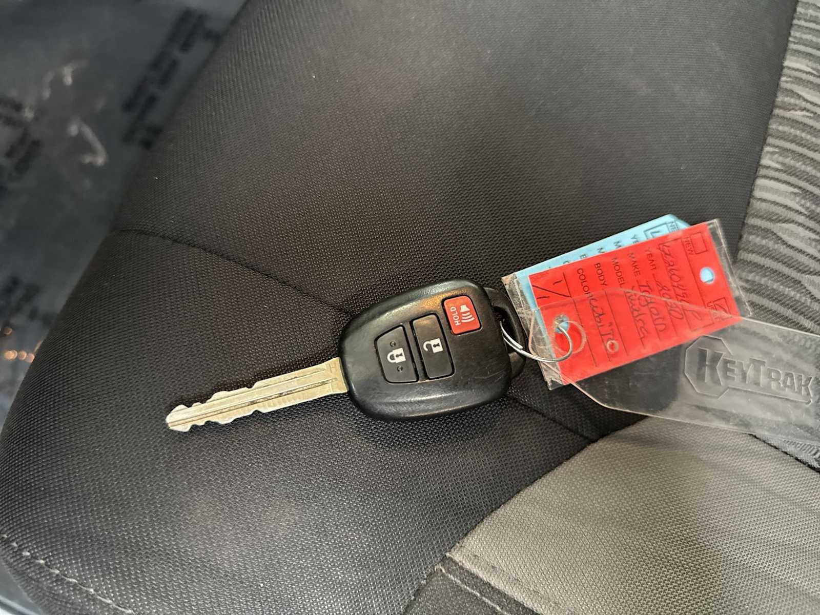 Thumbnail: 2020 Toyota Tundra - 35