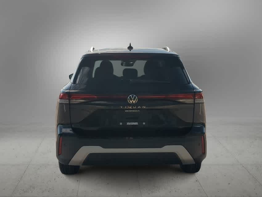 Thumbnail: 2025 Volkswagen Tiguan - 7