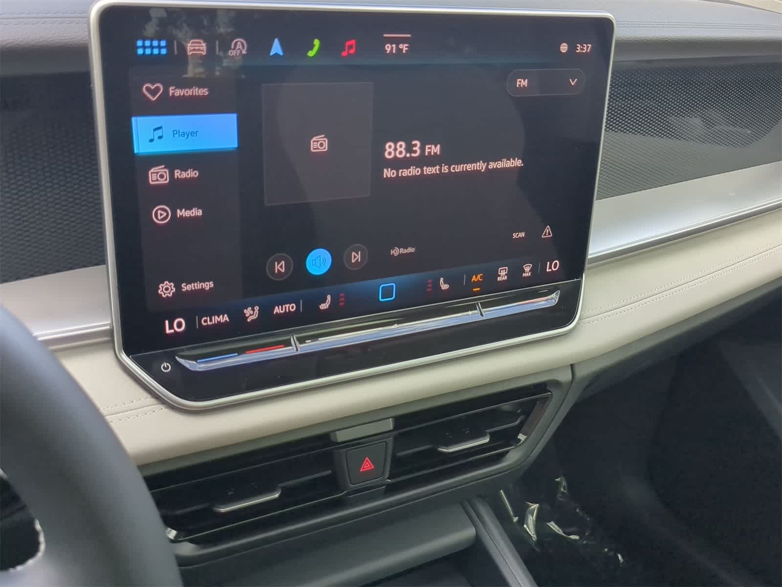 Thumbnail: 2025 Volkswagen Tiguan - 30