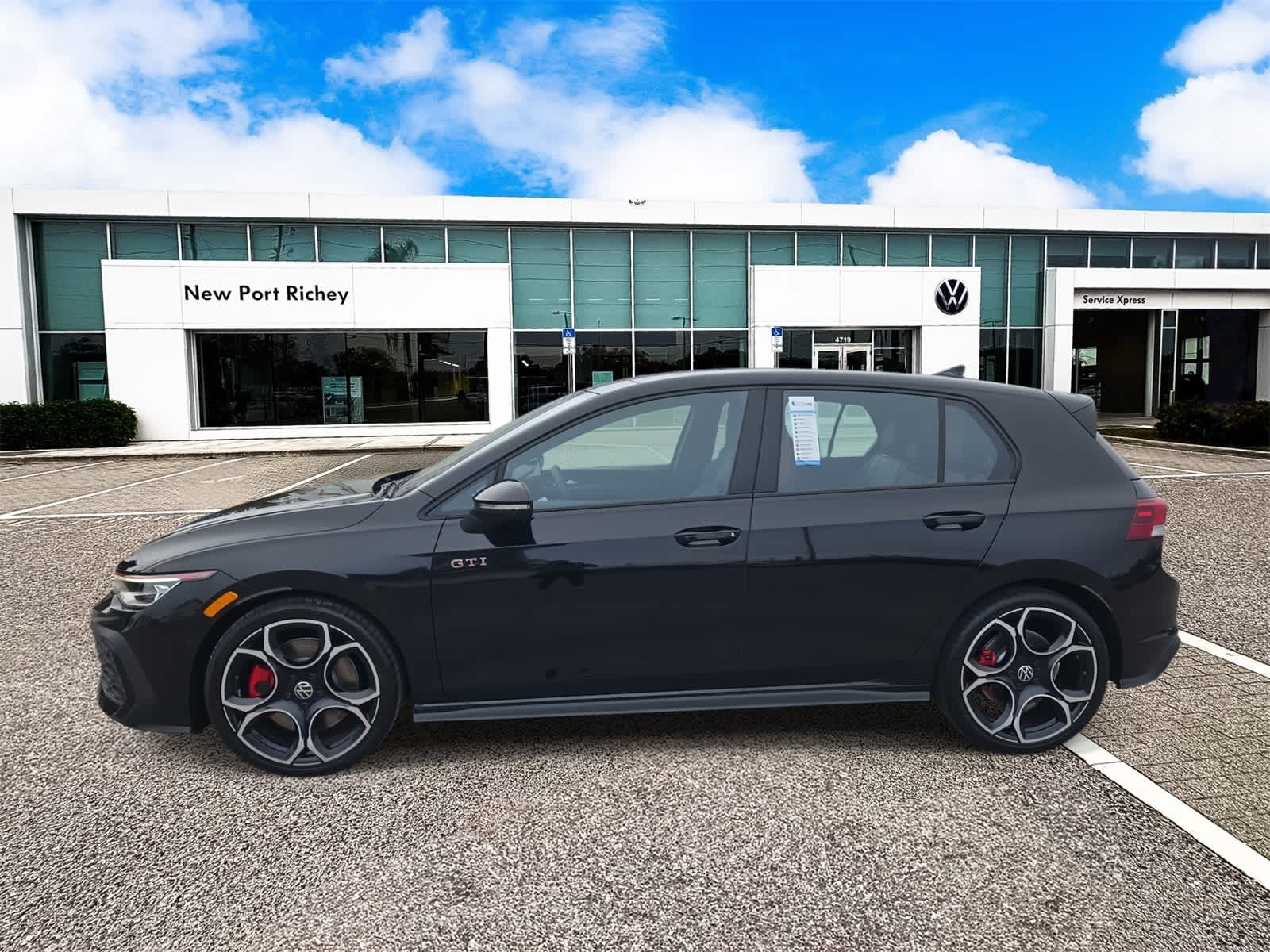 Thumbnail: 2026 Volkswagen Golf - 5