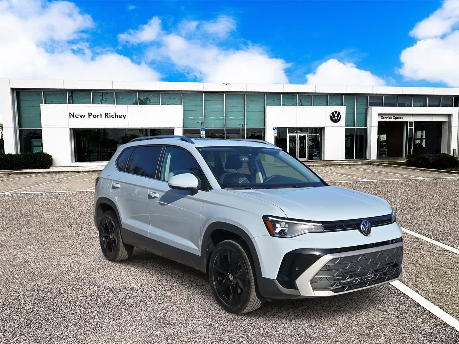 Thumbnail: 2025 Volkswagen Taos - 2