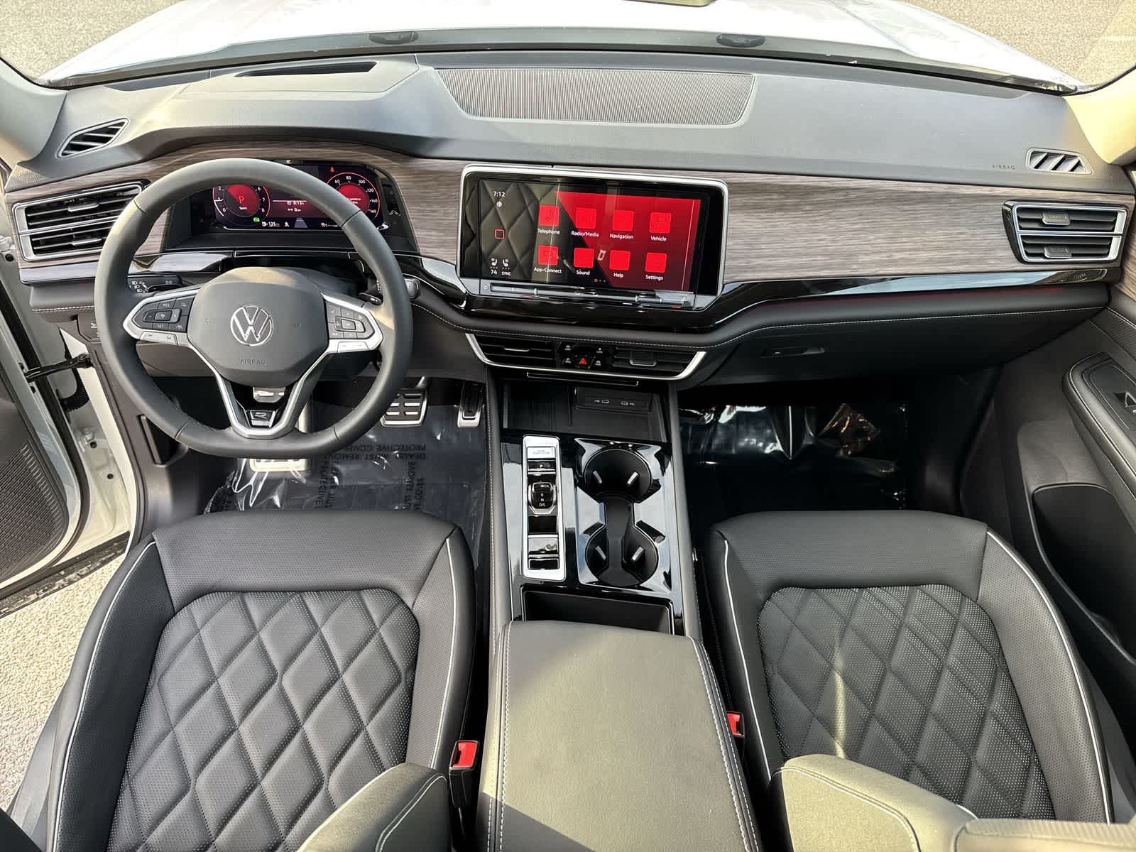 Thumbnail: 2026 Volkswagen Atlas - 14