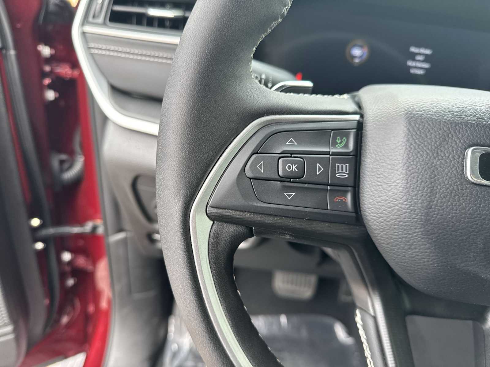 Thumbnail: 2024 Jeep Grand Cherokee - 22