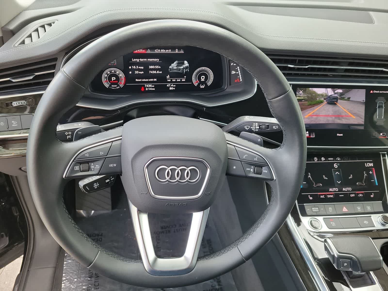 Thumbnail: 2023 Audi Q7 - 23