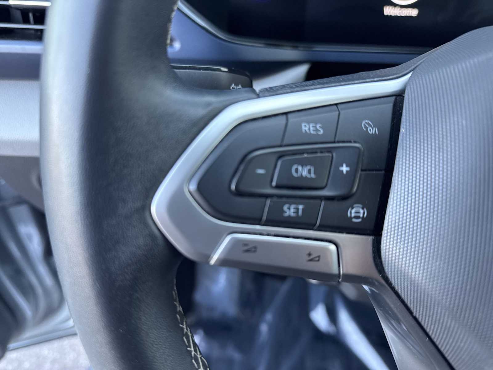 Thumbnail: 2022 Volkswagen Taos - 22