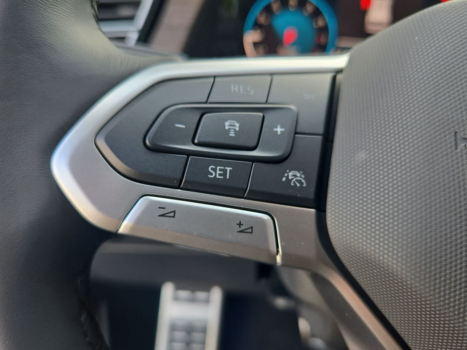 Thumbnail: 2026 Volkswagen Atlas - 25