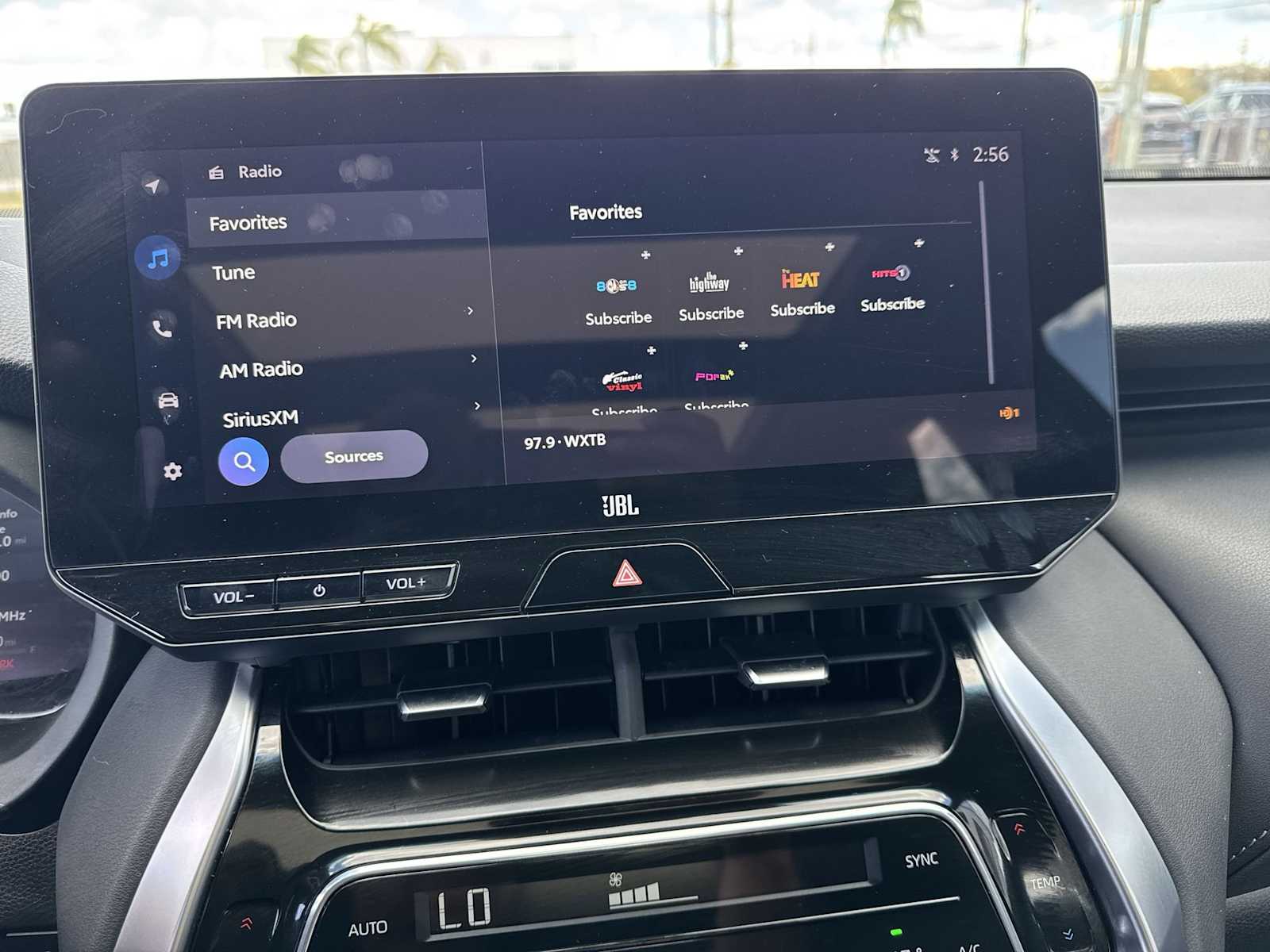 Thumbnail: 2024 Toyota Venza - 26