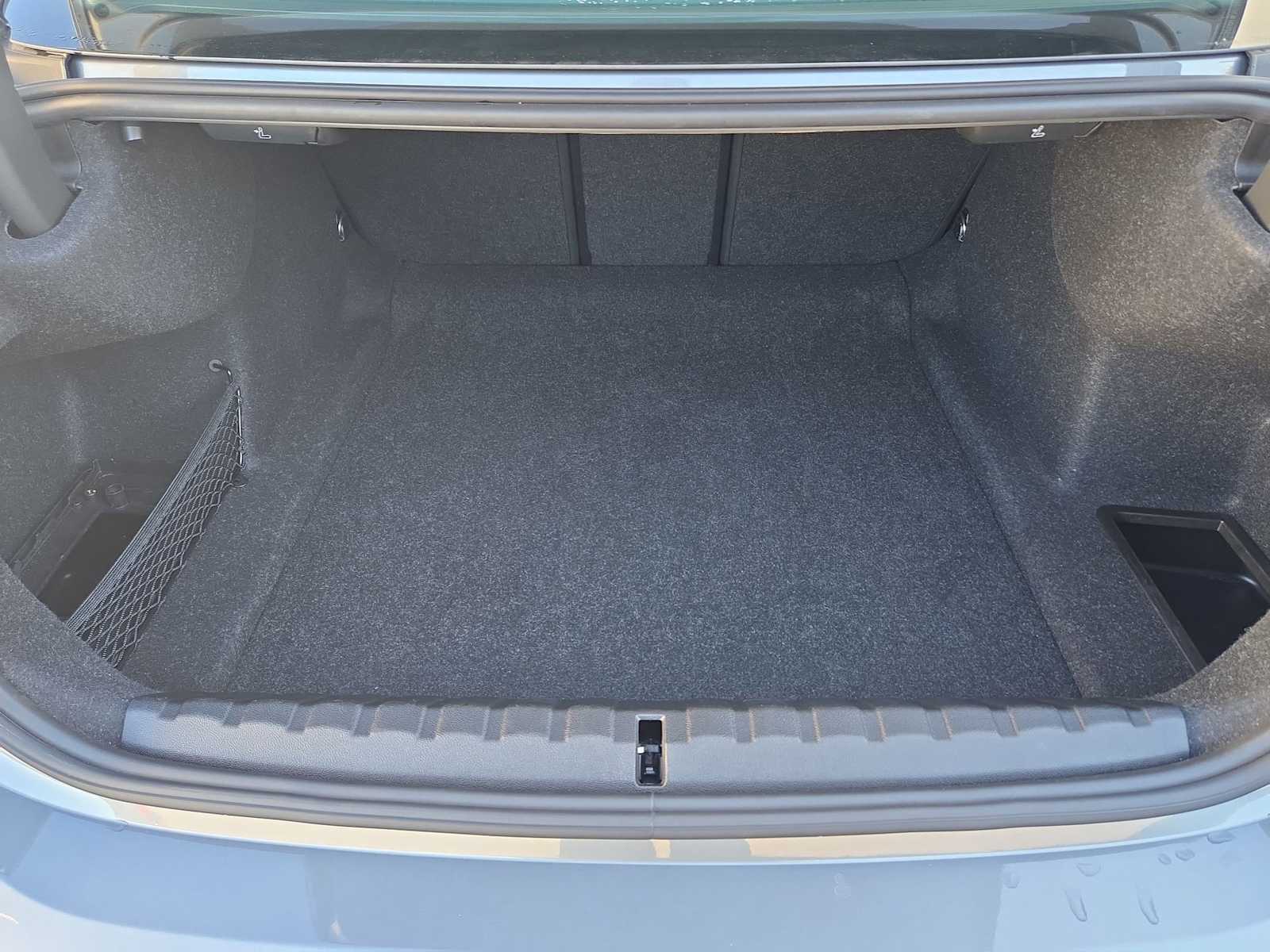 Thumbnail: 2025 BMW 4 Series - 31