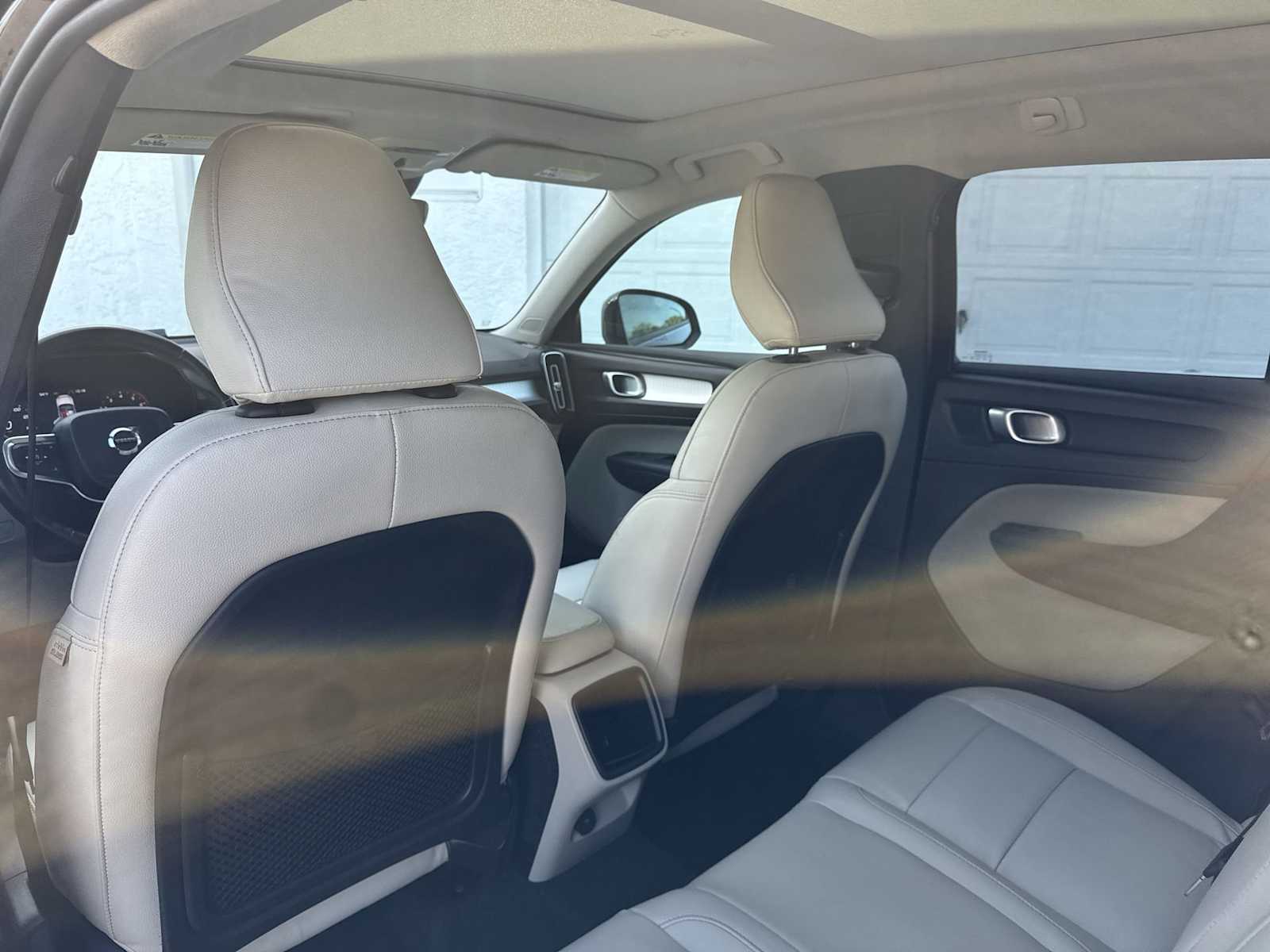 Thumbnail: 2020 Volvo XC40 - 16