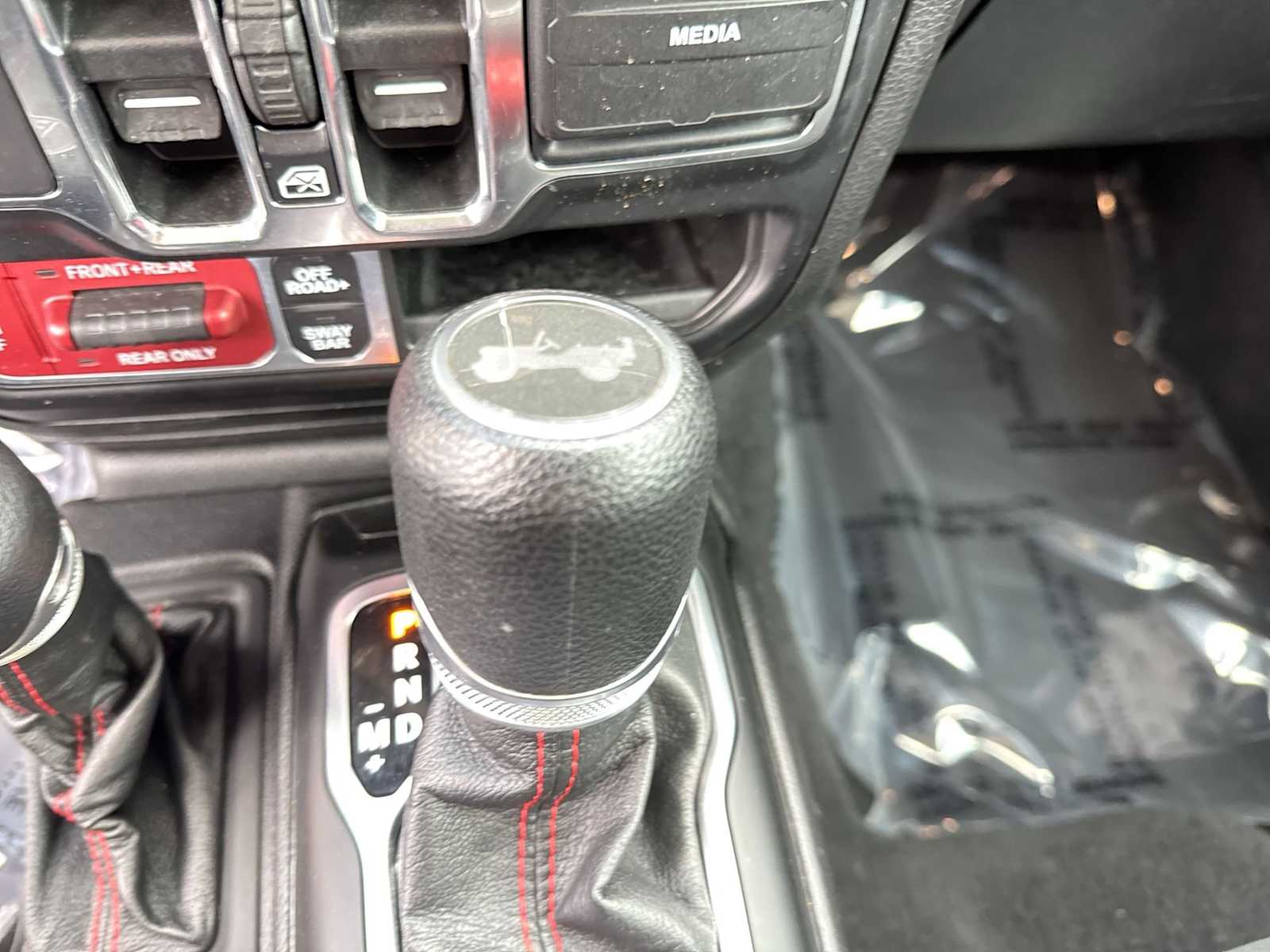 Thumbnail: 2021 Jeep Wrangler - 40