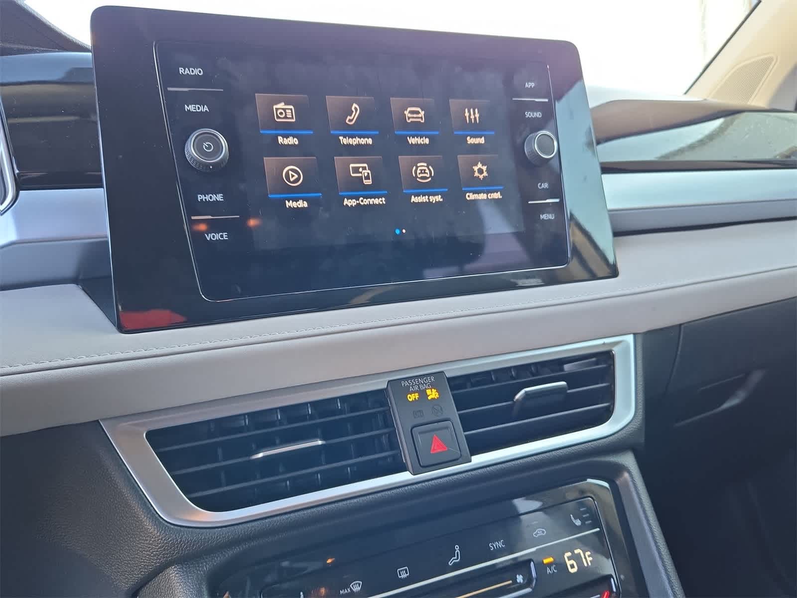 Thumbnail: 2025 Volkswagen Taos - 27