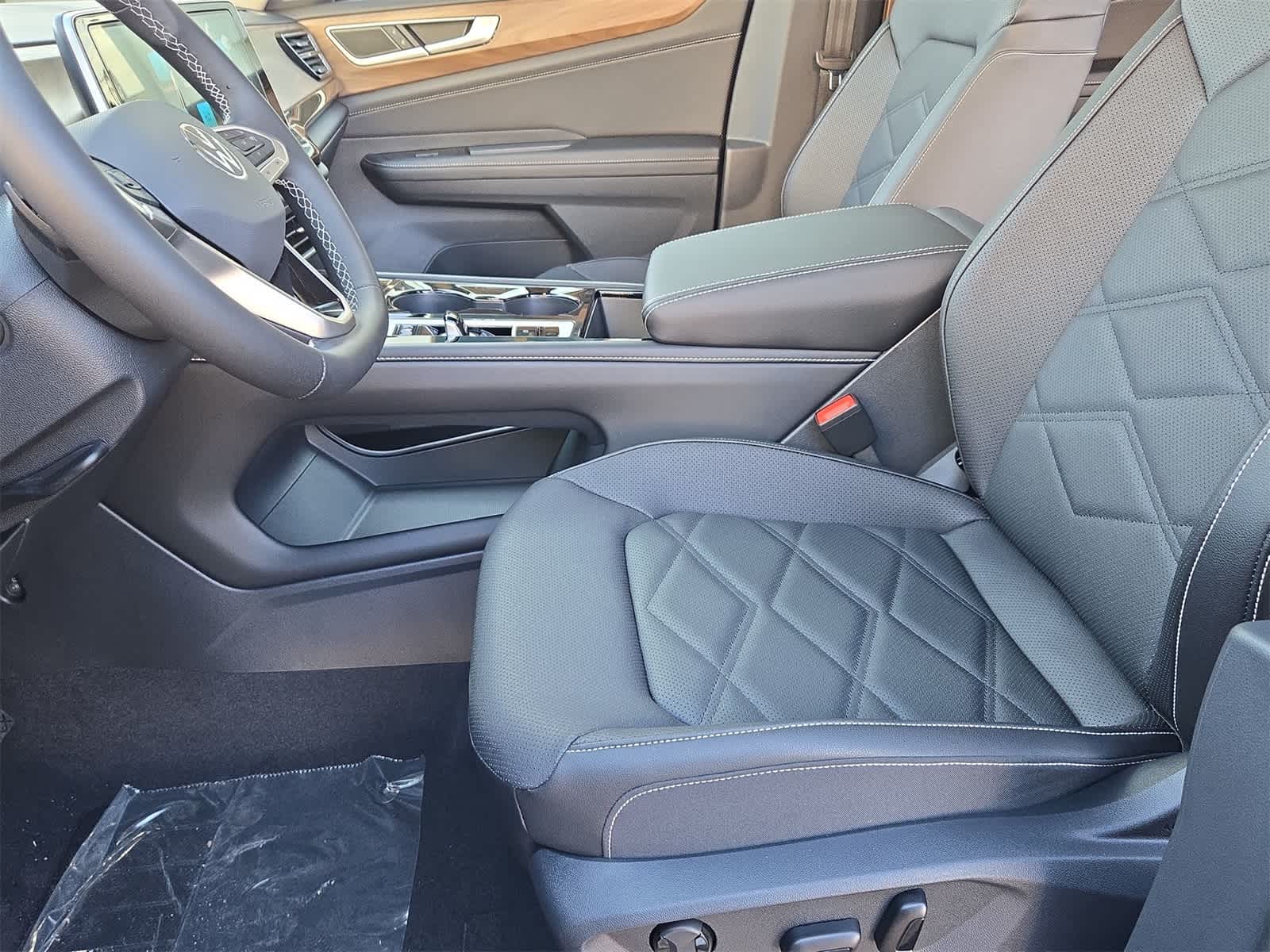 Thumbnail: 2026 Volkswagen Atlas - 17