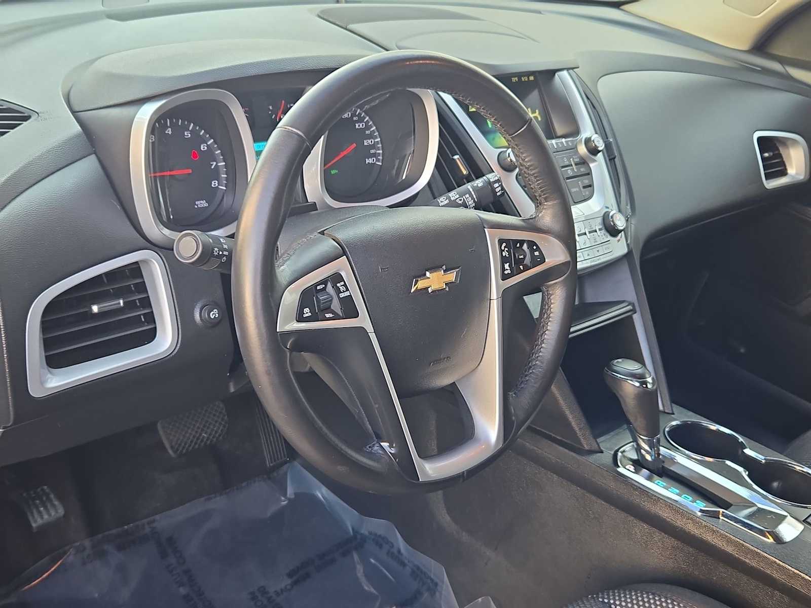 Thumbnail: 2016 Chevrolet Equinox - 10