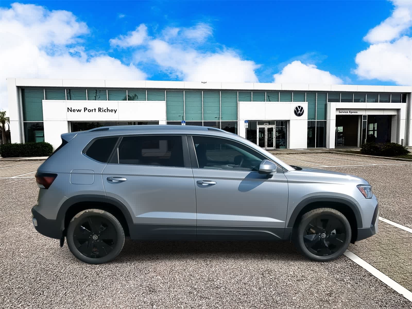 Thumbnail: 2025 Volkswagen Taos - 9