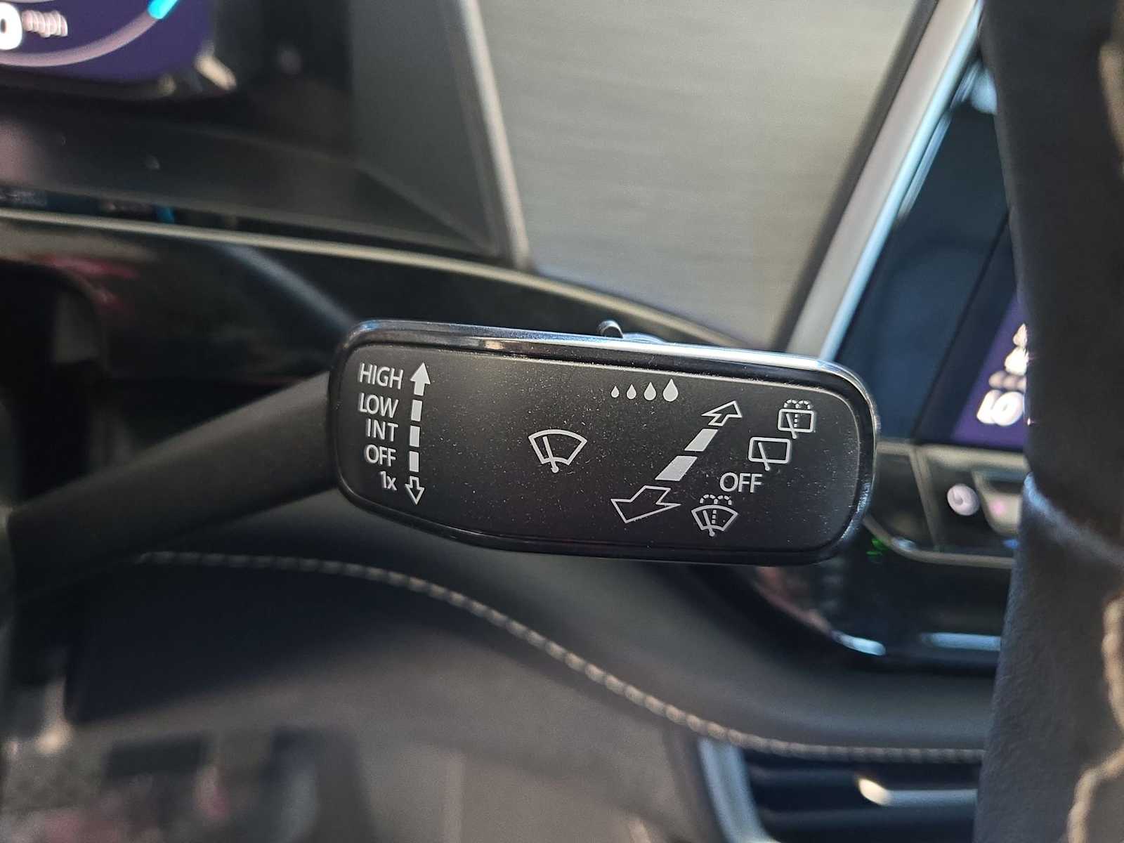 Thumbnail: 2024 Volkswagen Atlas - 25