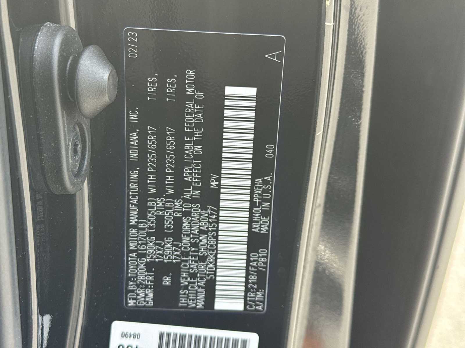 Thumbnail: 2023 Toyota Sienna - 35