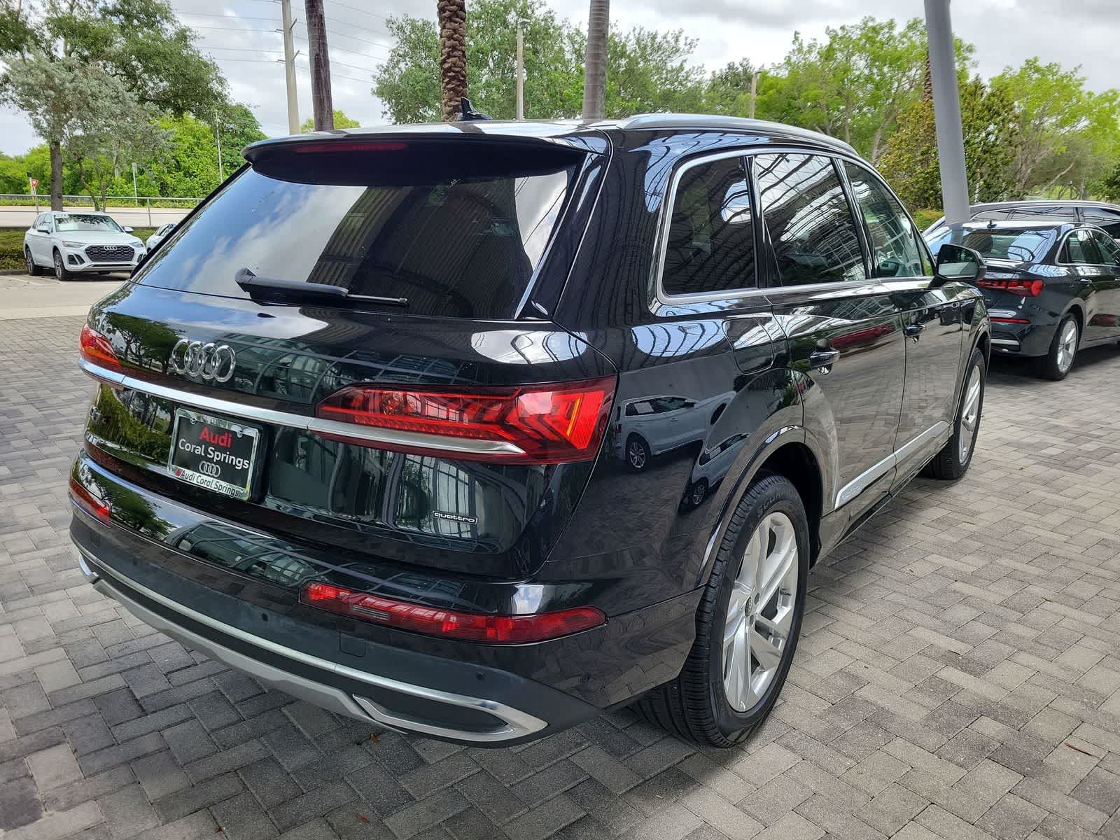 Thumbnail: 2023 Audi Q7 - 8
