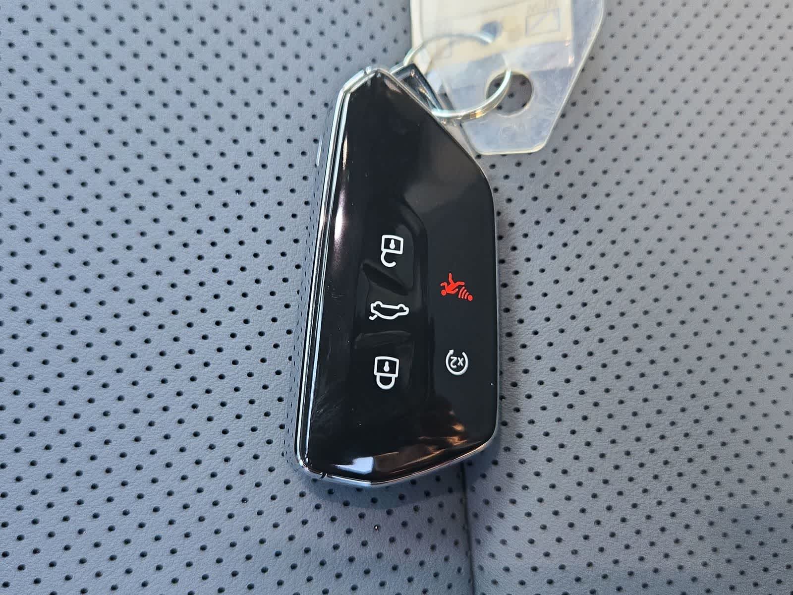 Thumbnail: 2026 Volkswagen Tiguan - 33