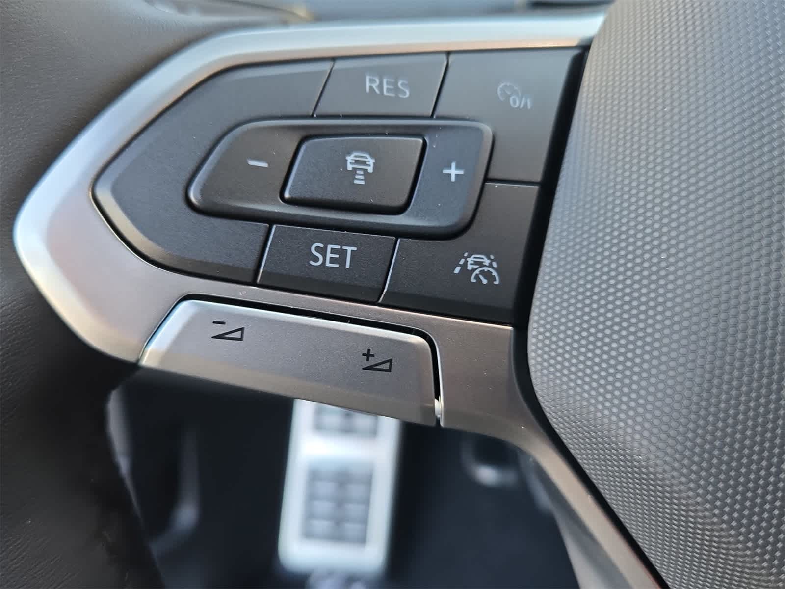 Thumbnail: 2026 Volkswagen Atlas - 23