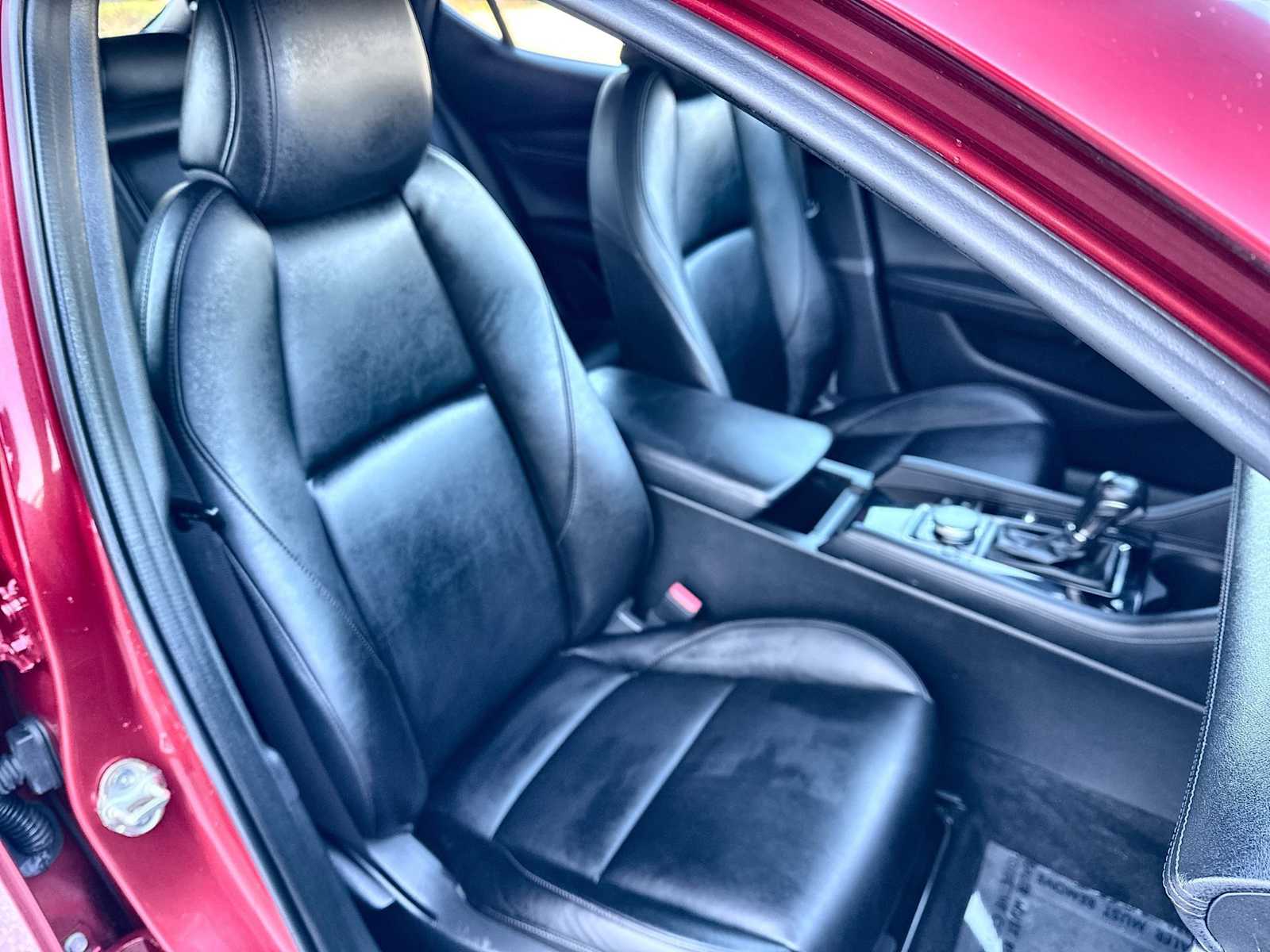 Thumbnail: 2022 Mazda Mazda3 - 21