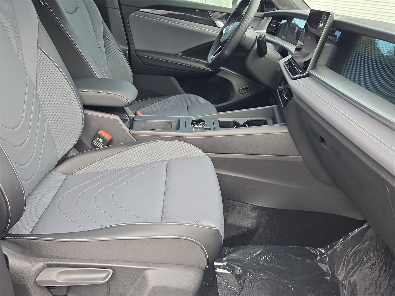 Thumbnail: 2025 Volkswagen Tiguan - 22