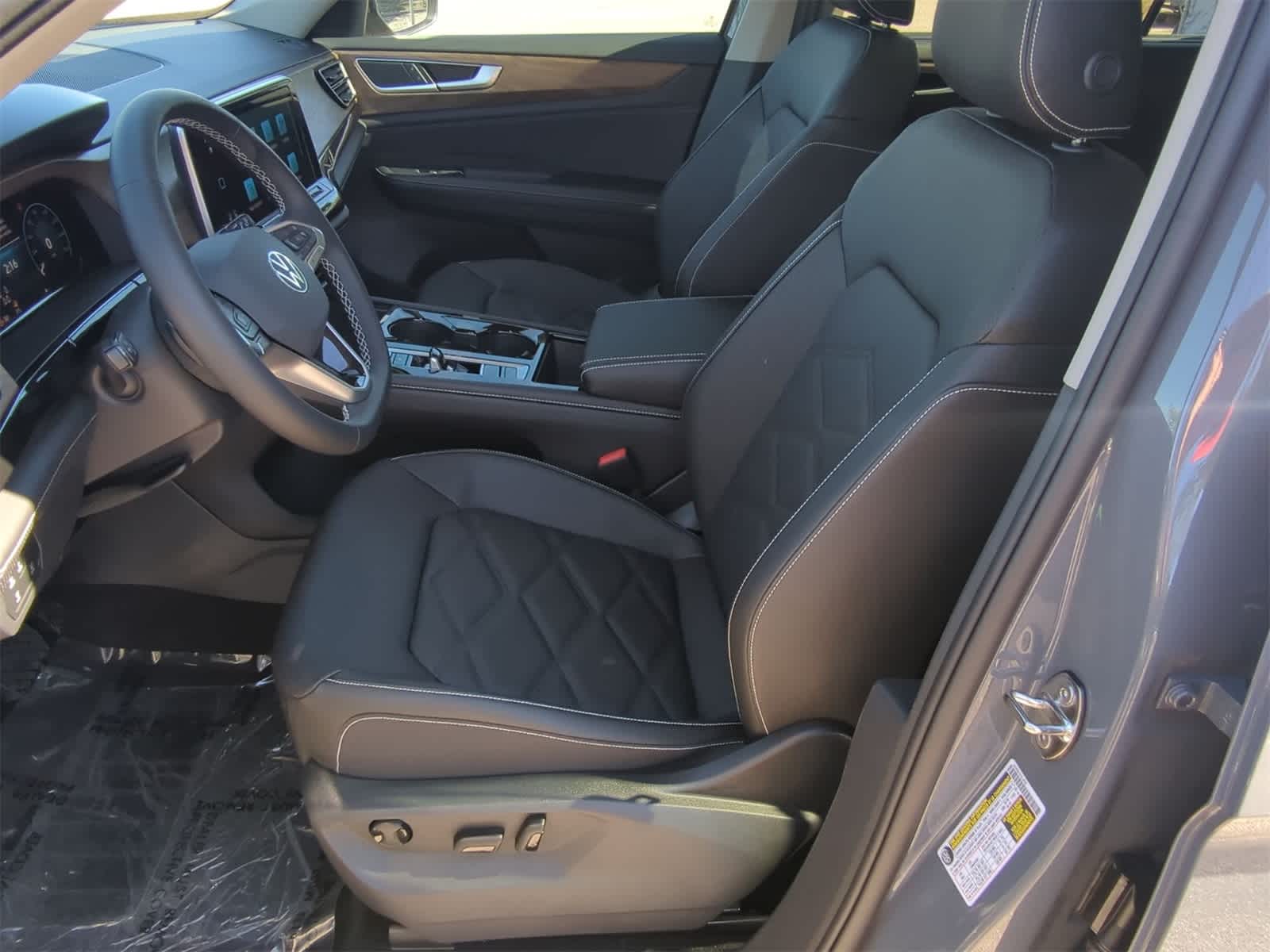 Thumbnail: 2026 Volkswagen Atlas - 17