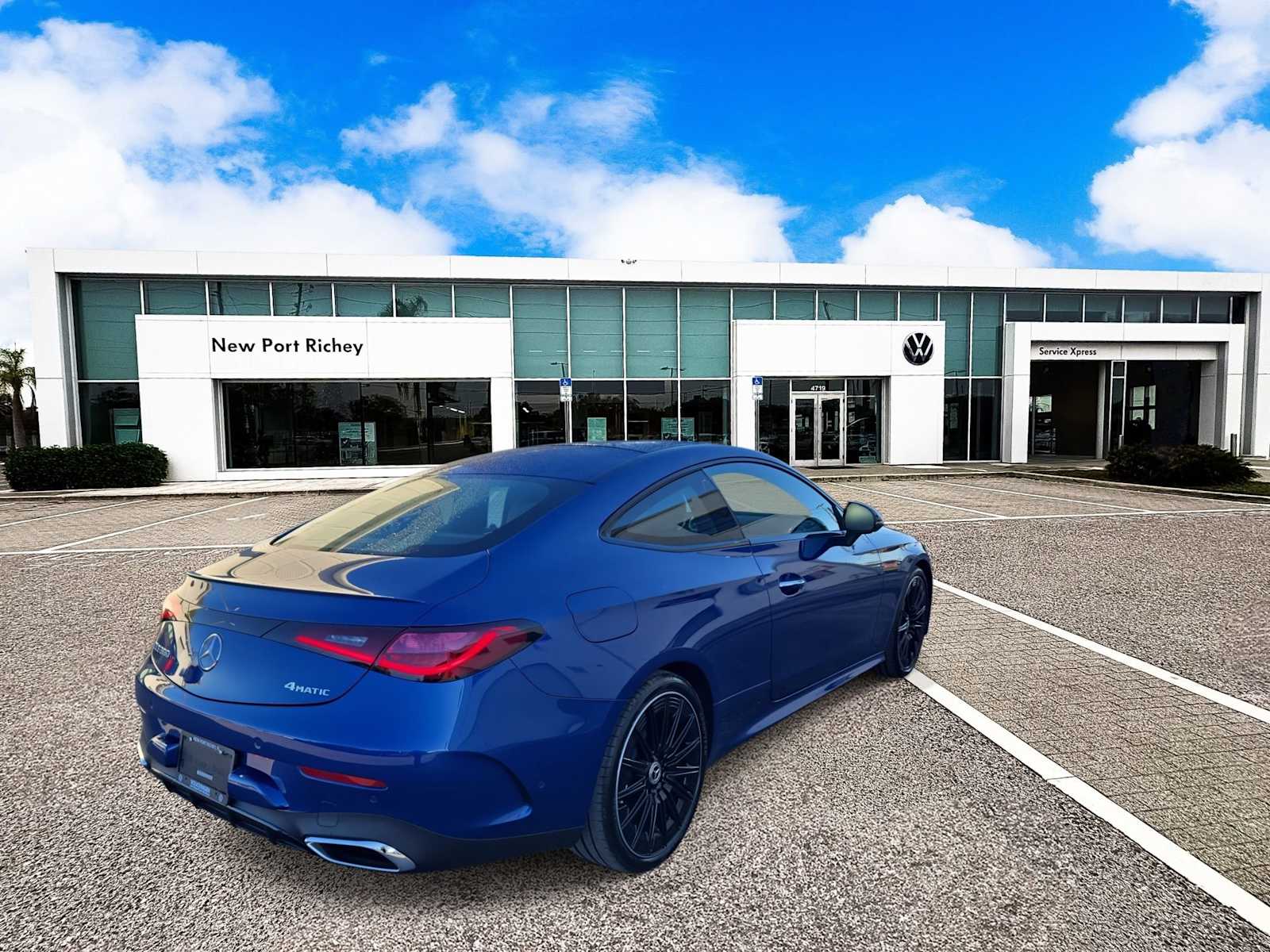 Thumbnail: 2025 Mercedes-Benz CLE - 8