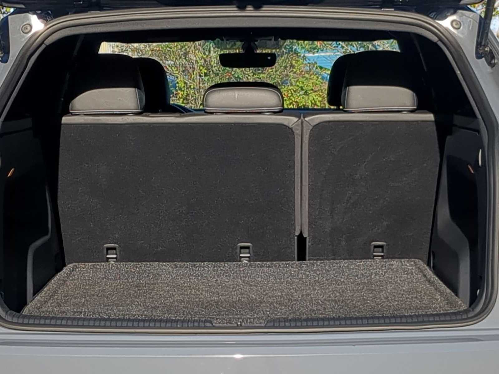 Thumbnail: 2022 Volkswagen Atlas - 35