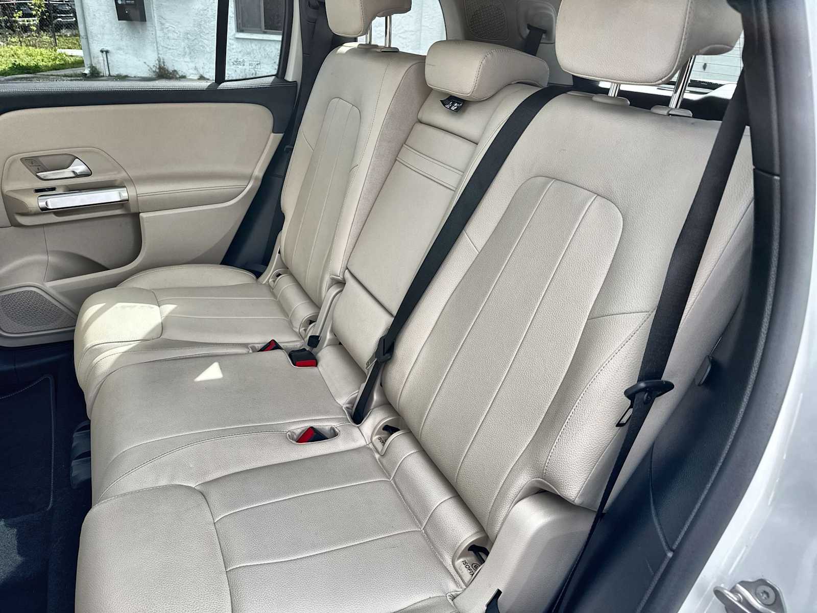 Thumbnail: 2022 Mercedes-Benz GLB - 19