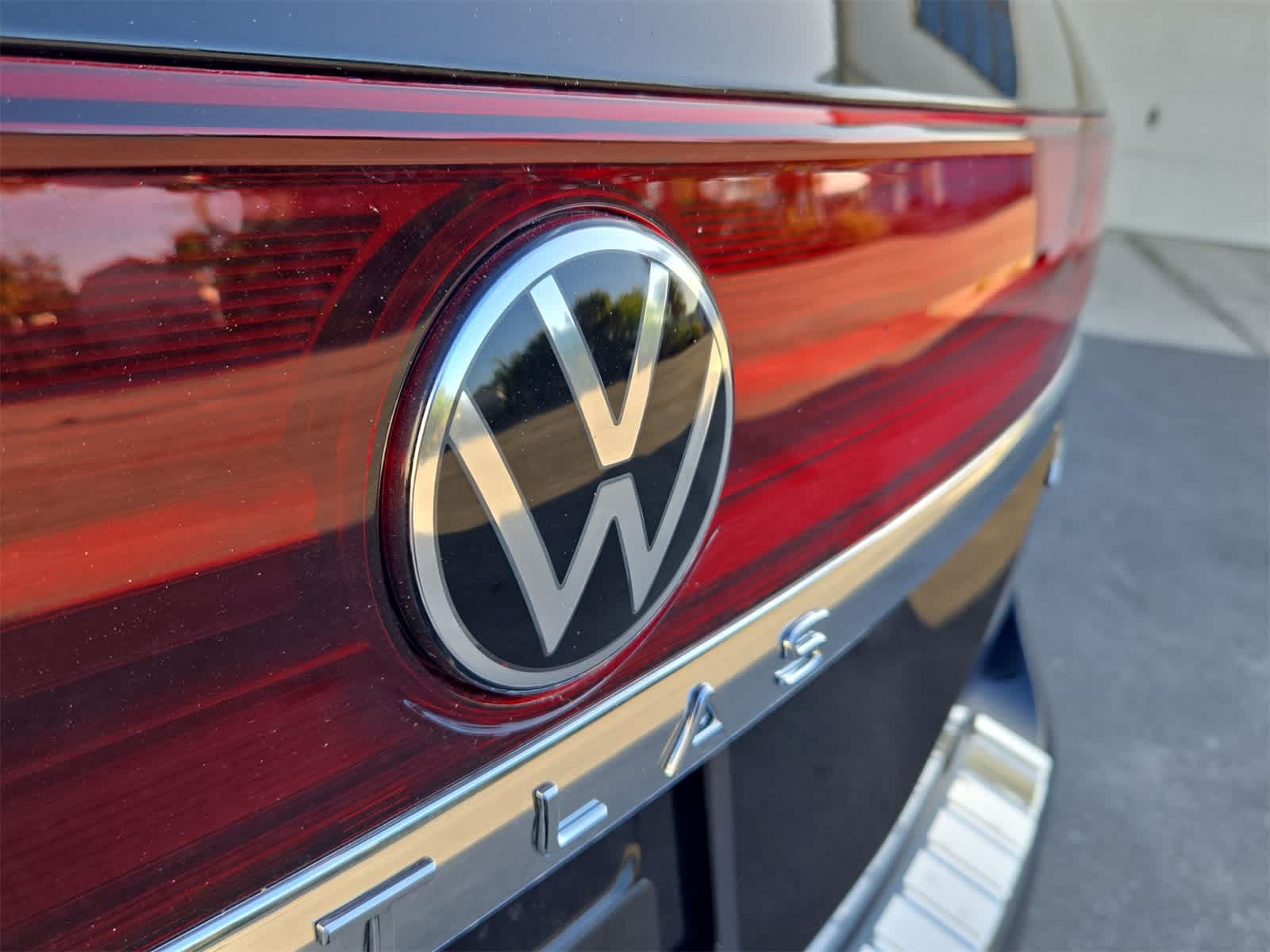 Thumbnail: 2026 Volkswagen Atlas - 12