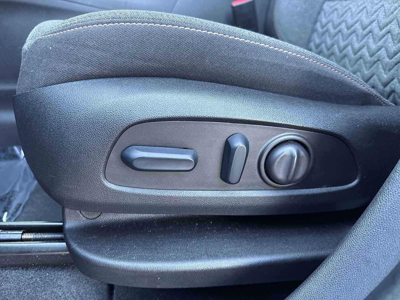 Thumbnail: 2023 Chevrolet Equinox - 17