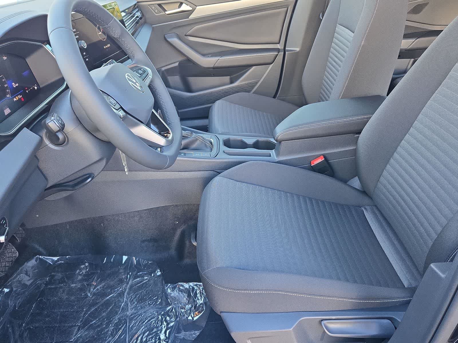 Thumbnail: 2026 Volkswagen Jetta - 17