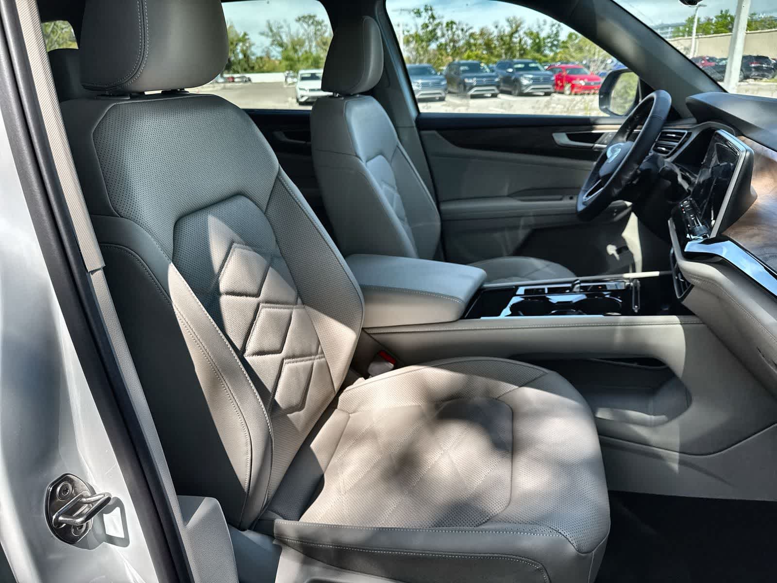 Thumbnail: 2026 Volkswagen Atlas - 20