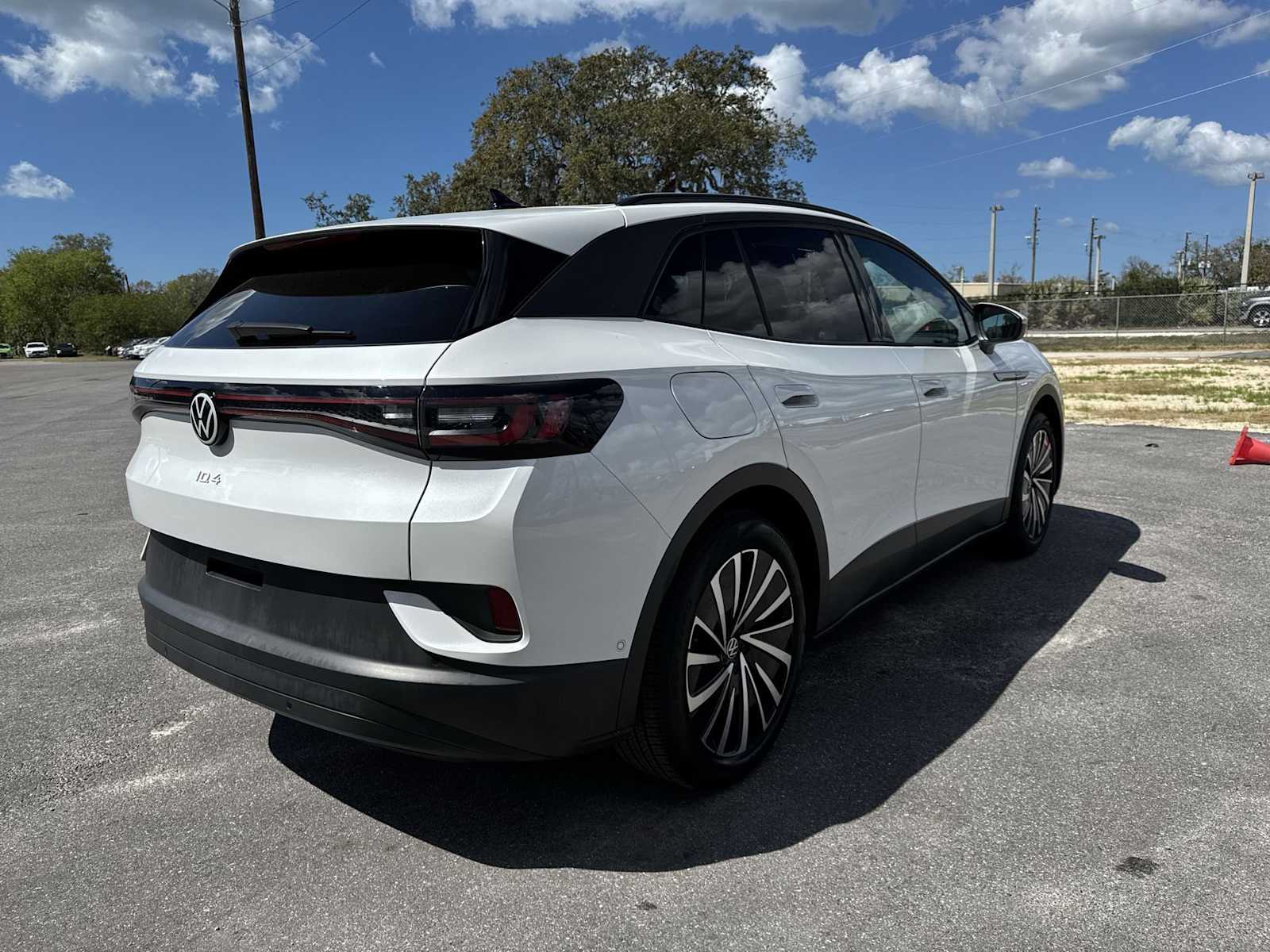 Thumbnail: 2024 Volkswagen ID.4 - 6