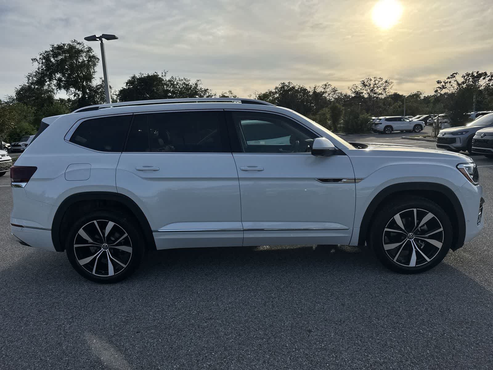Thumbnail: 2026 Volkswagen Atlas - 7
