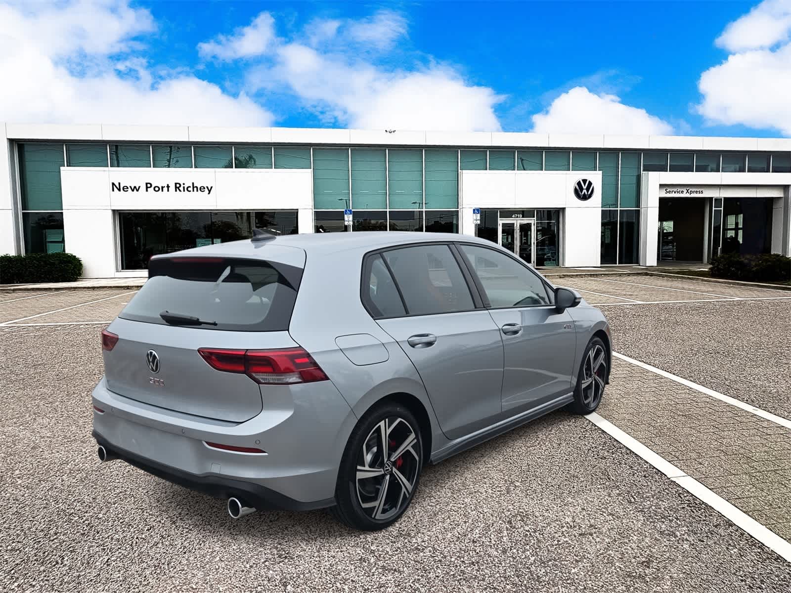 Thumbnail: 2026 Volkswagen Golf - 8