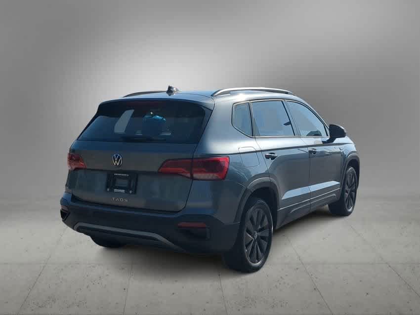 2022 Volkswagen Taos S 8
