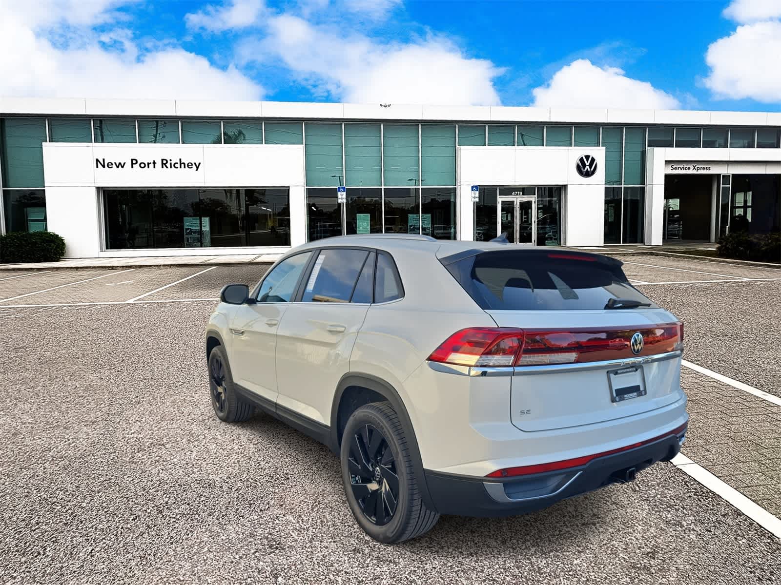 Thumbnail: 2026 Volkswagen Atlas - 6