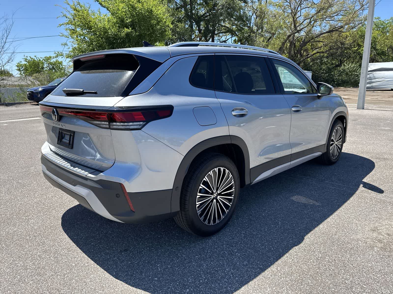 Thumbnail: 2026 Volkswagen Tiguan - 6