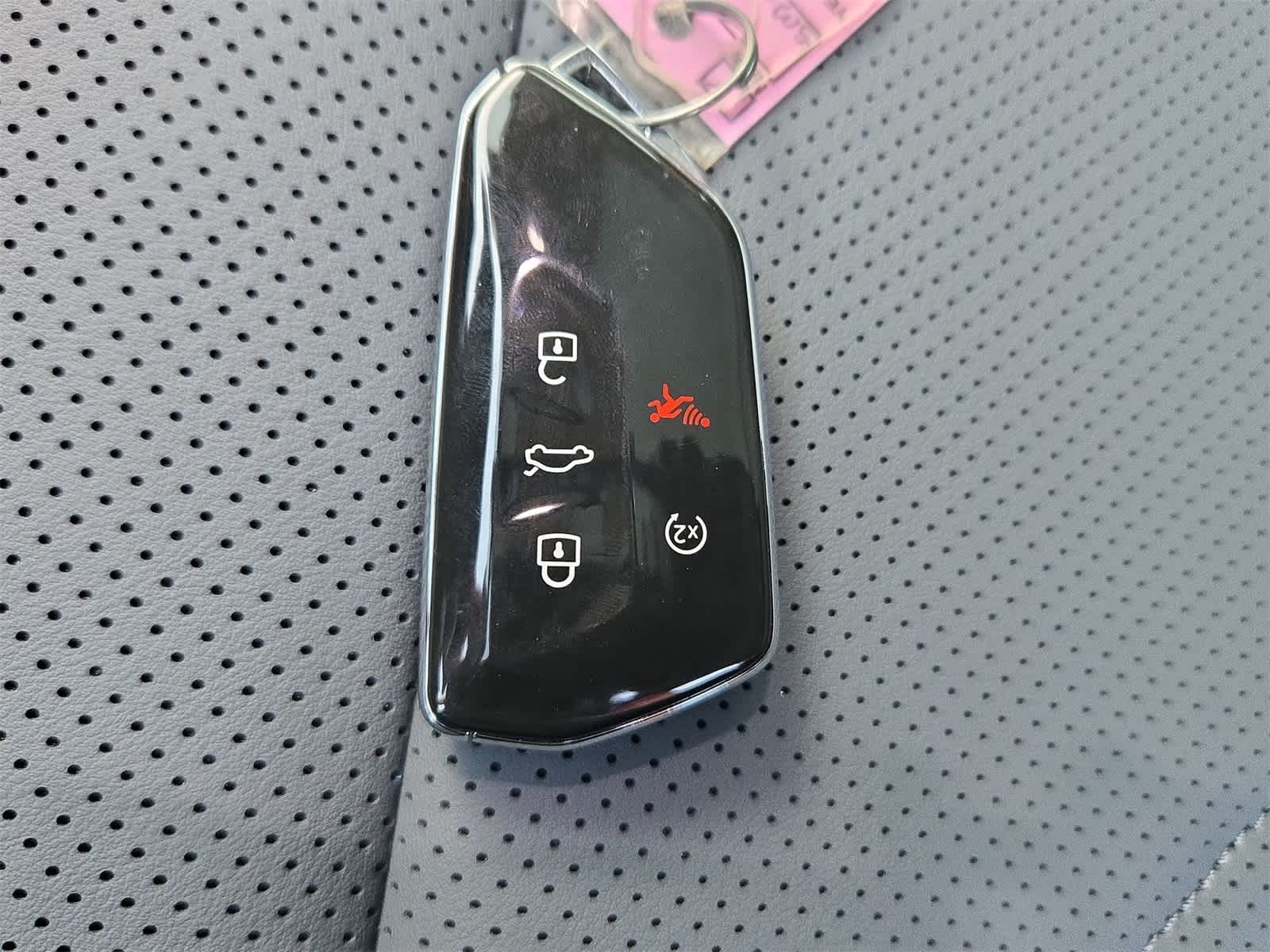 Thumbnail: 2025 Volkswagen Tiguan - 33