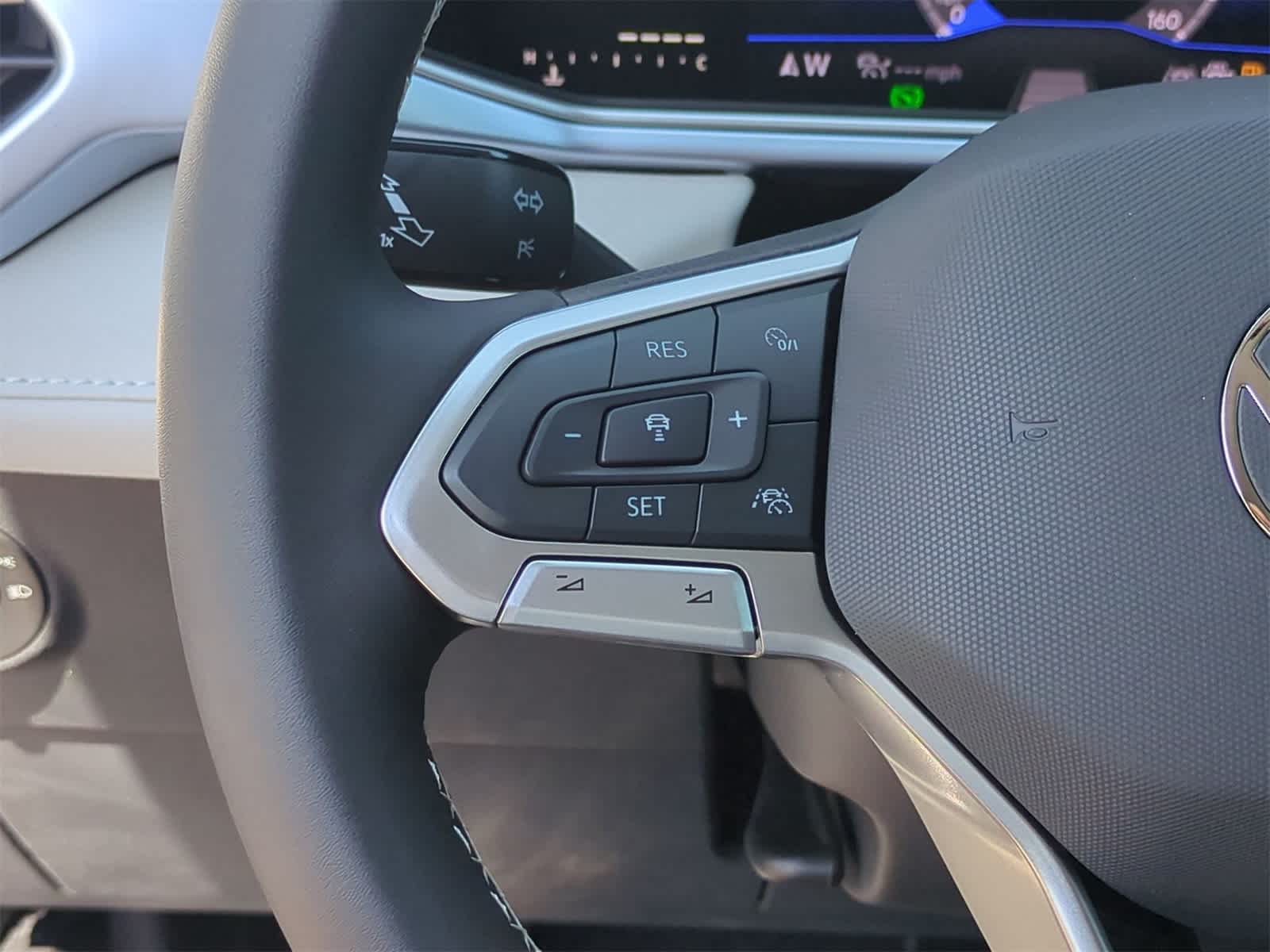 Thumbnail: 2025 Volkswagen Taos - 24