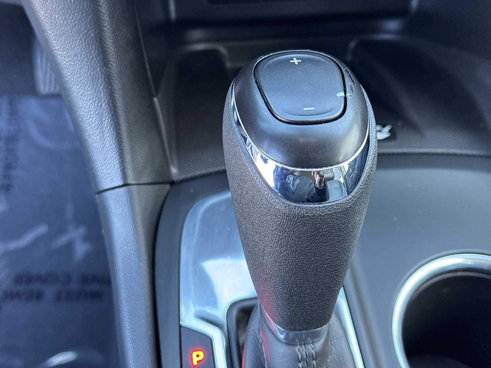 Thumbnail: 2020 Chevrolet Equinox - 32