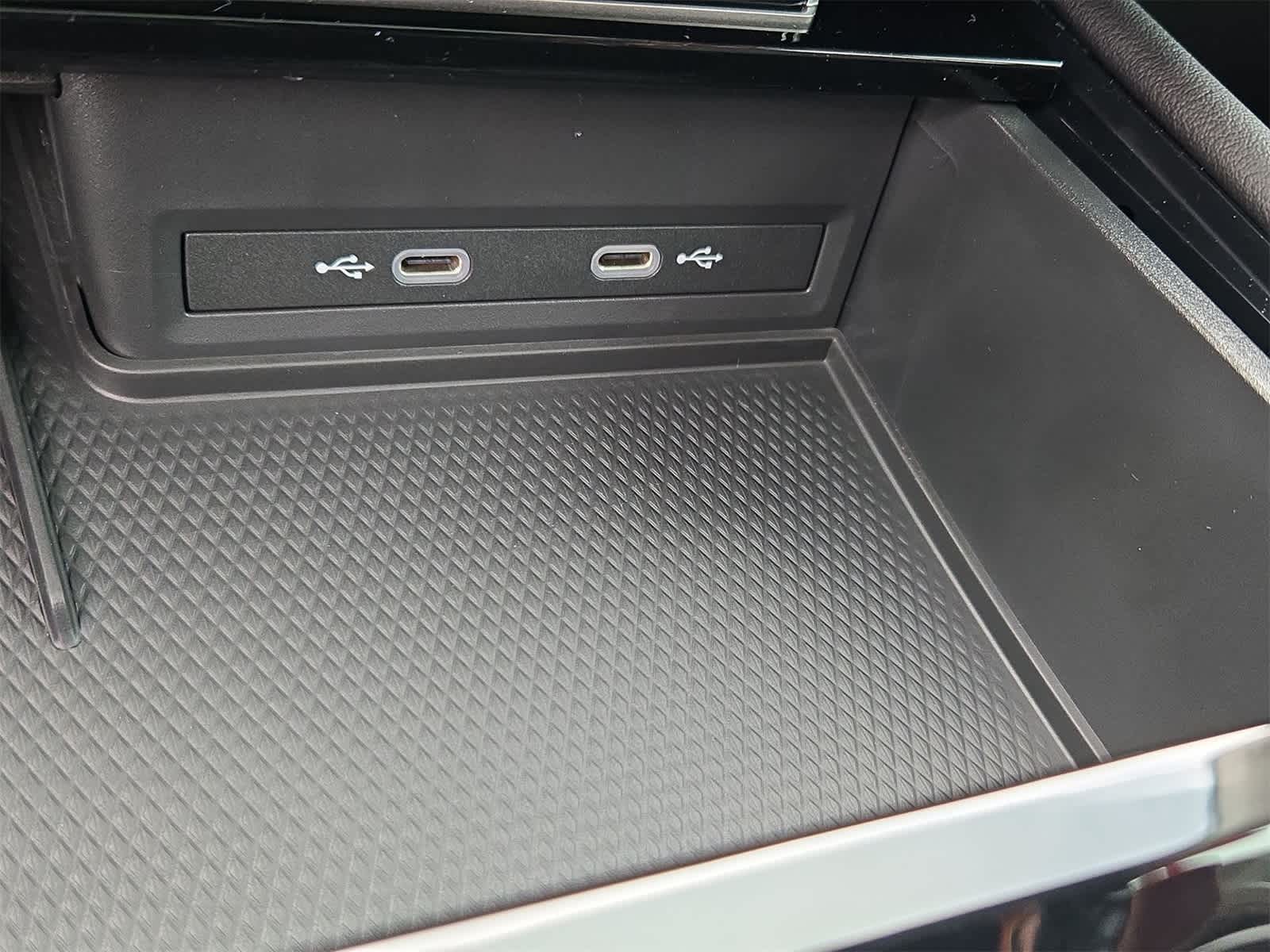 Thumbnail: 2026 Volkswagen Atlas - 32