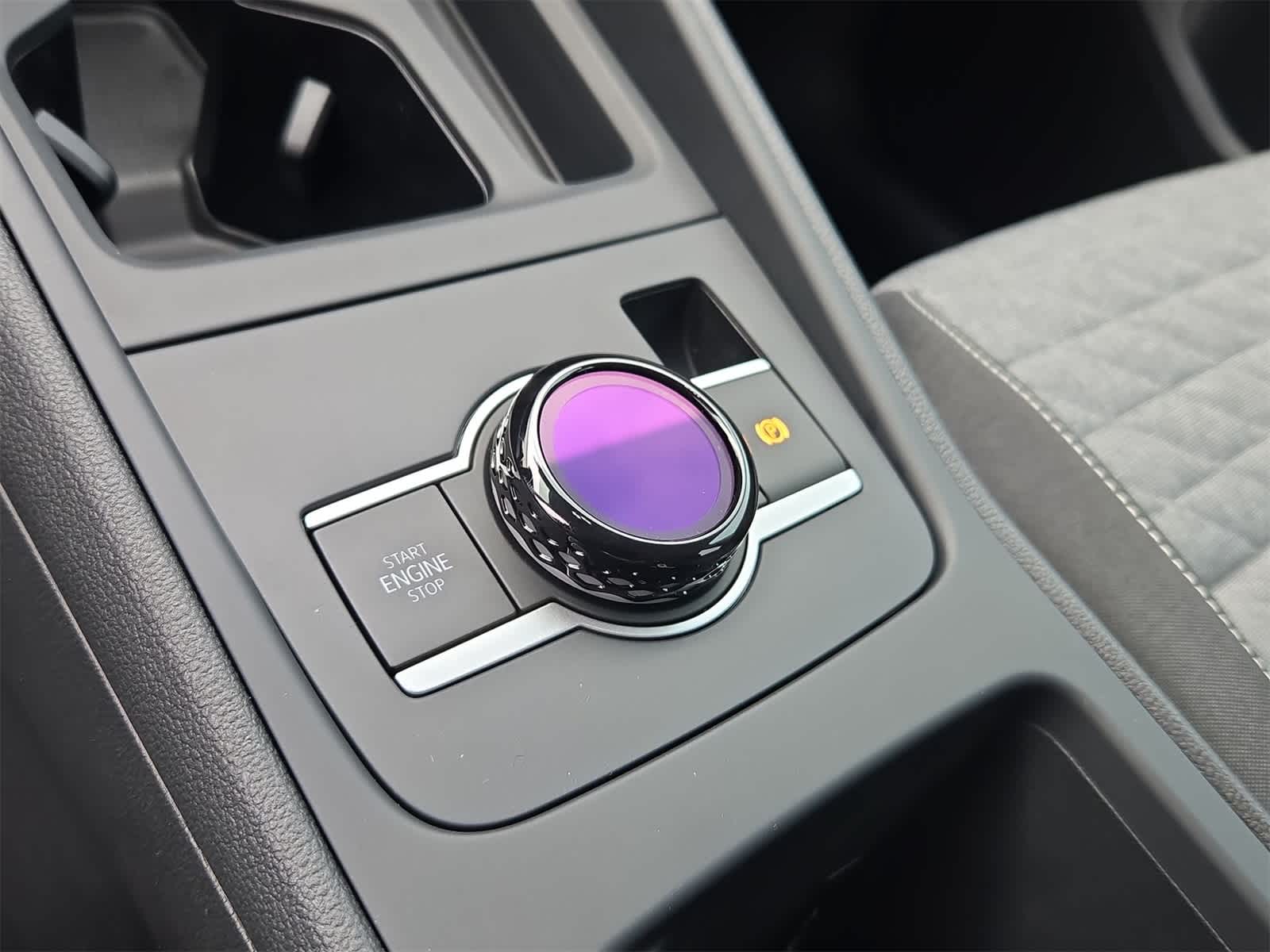 Thumbnail: 2025 Volkswagen Tiguan - 37