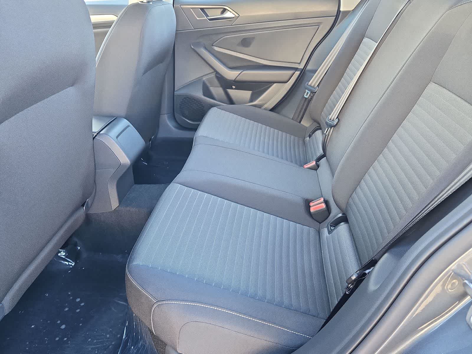 Thumbnail: 2026 Volkswagen Jetta - 18